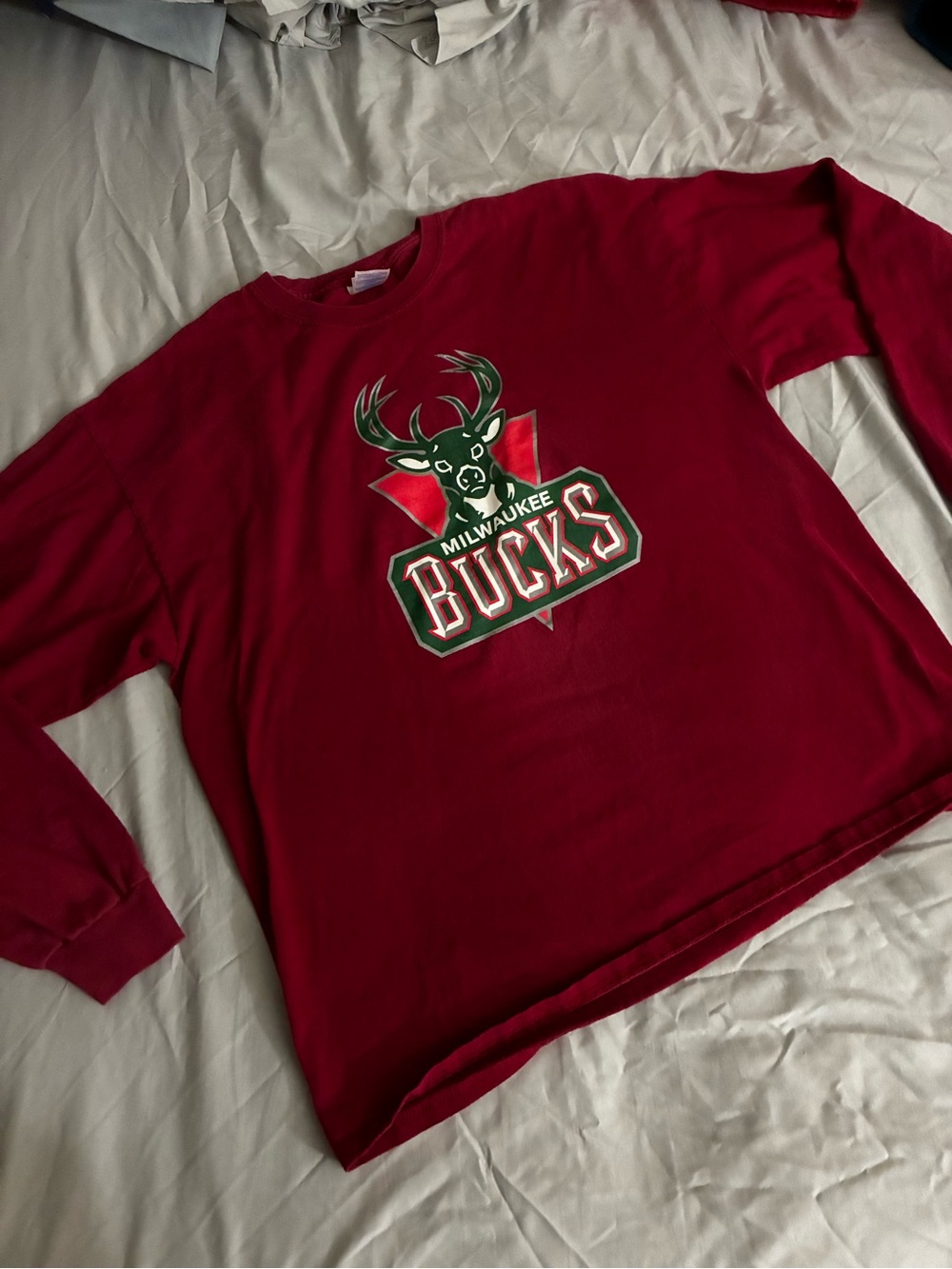 Milwaukee Bucks Vintage Logo Long Sleeve Size XL